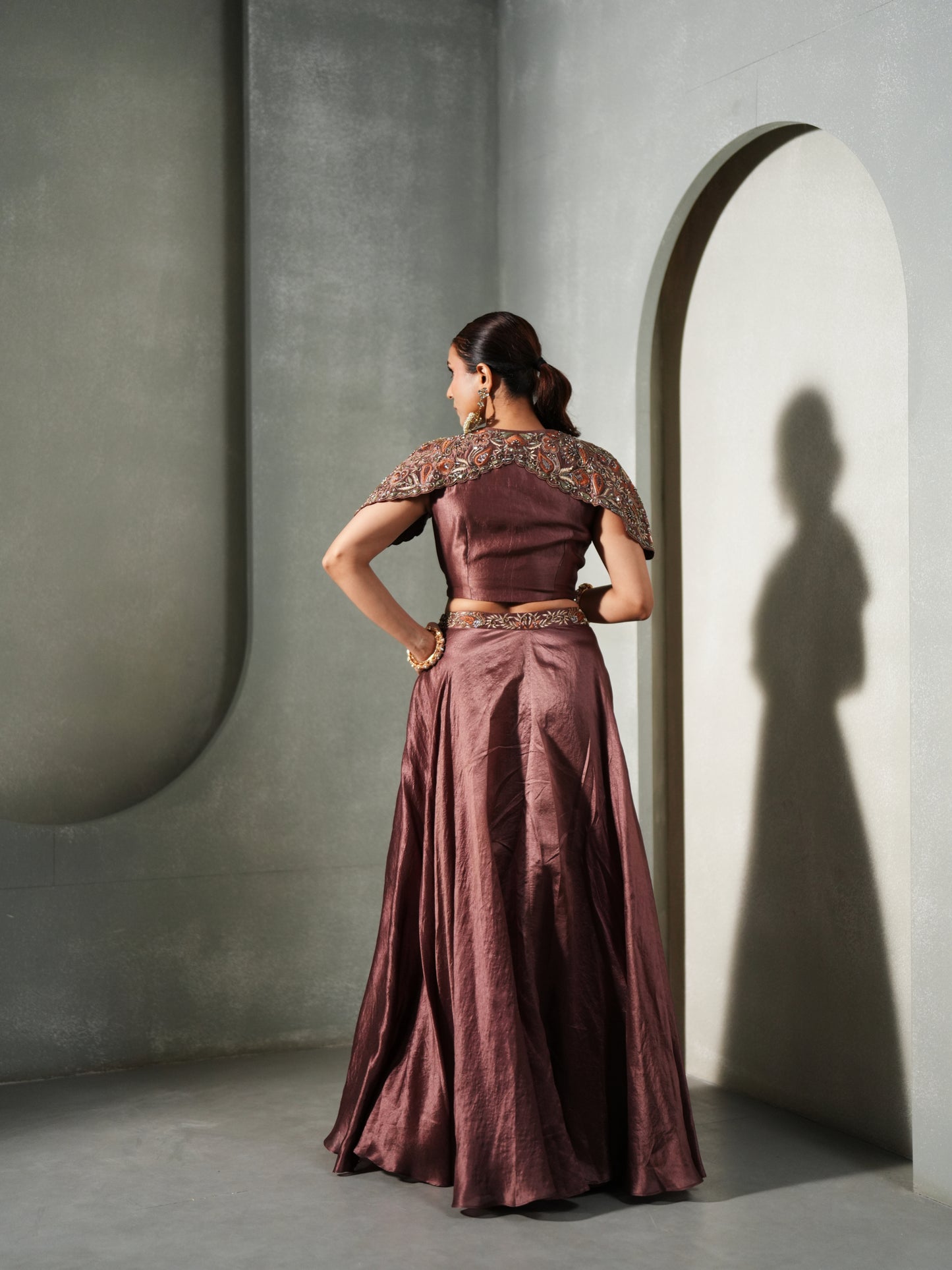 SHAHI GULMOHAR DRAPE GOWN