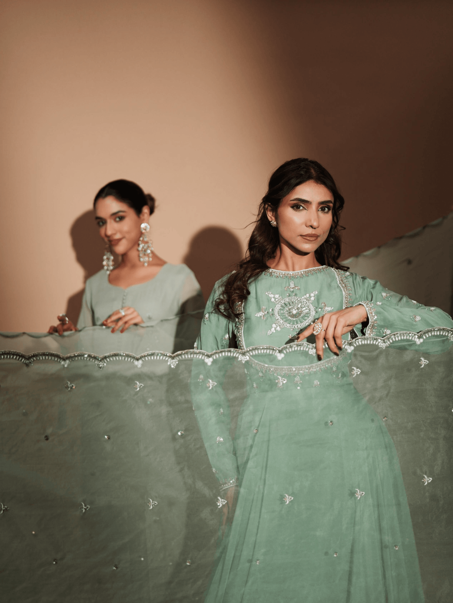 KAINAAT - Label Divya Jain