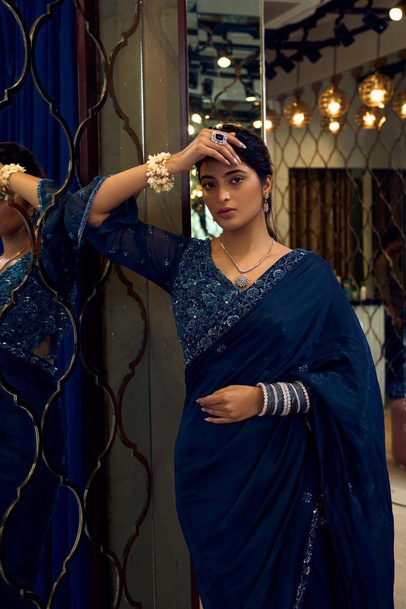 ALMA- Dark blue classic drape saree - Image 4